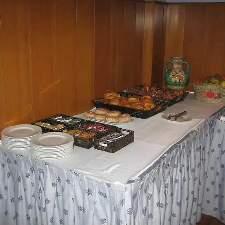 מלון Rvhotels Orri 3*